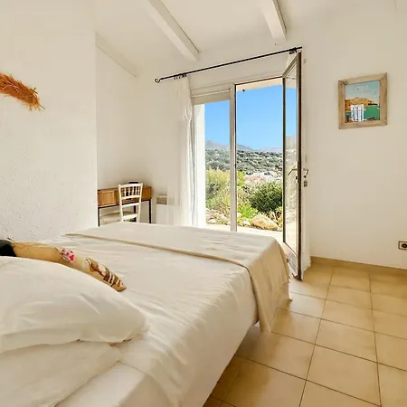 Villa Marine De Davia Sea Access Away Swimming Pool